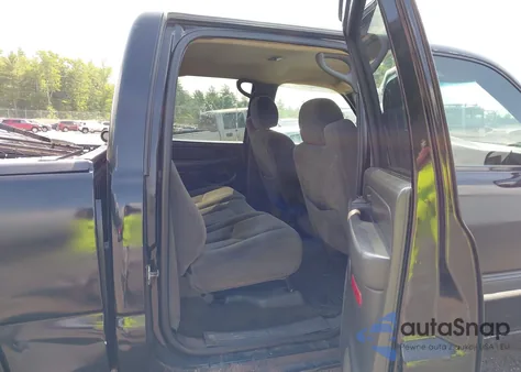 2005 Chevrolet Silverado 1500 Z71 z USA, uszkodzony, nr VIN 2GCEK13T751186076